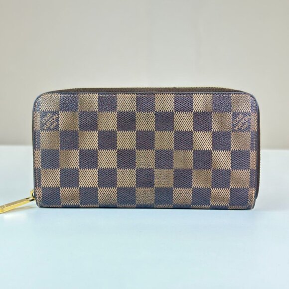 Louis Vuitton Handbags - Louis Vuitton Damier Ebene Wallet